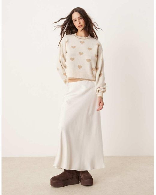 Jdy Natural Crew Neck Heart Knitted Jumper