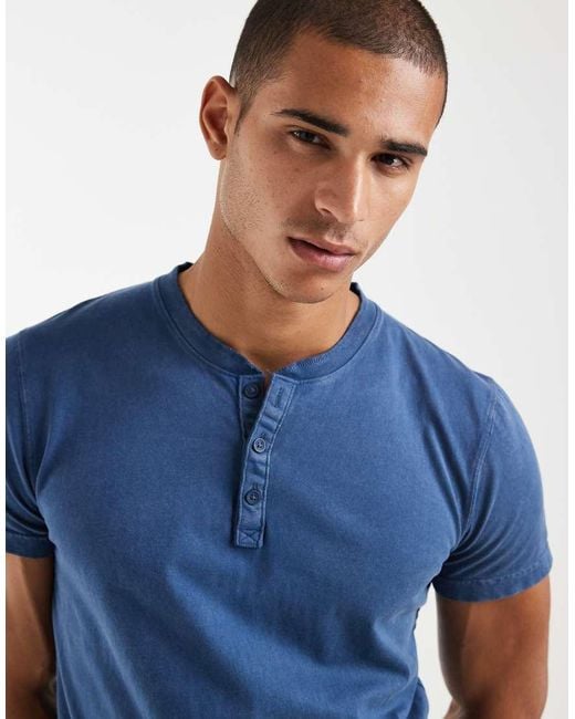 Hollister Blue Short Sleeve Henley T-shirt for men