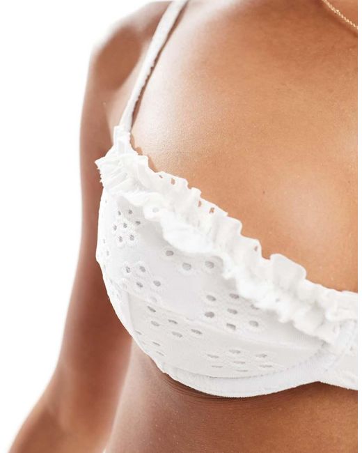 Top Bikini di Miss Selfridge in White