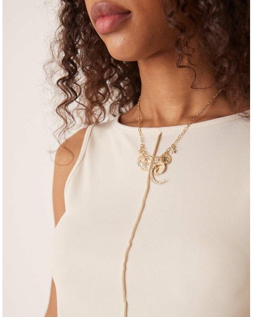 Top di Aware in White
