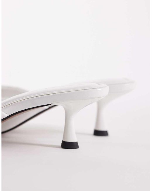 High-Five di ASOS in White