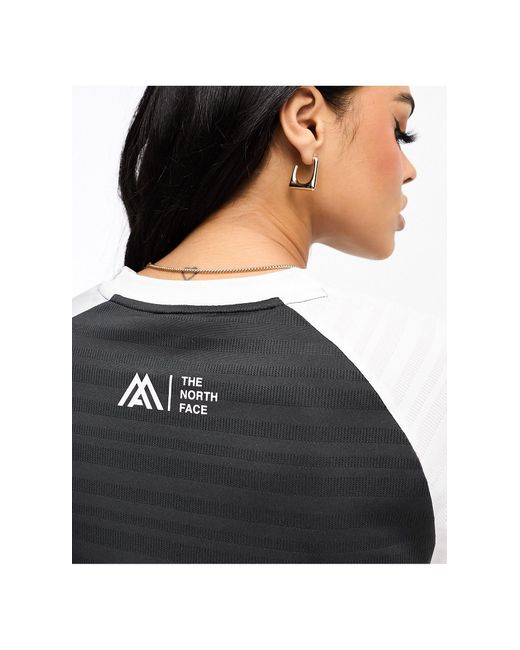 The North Face White Training – mountain athletic – funktions-t-shirt