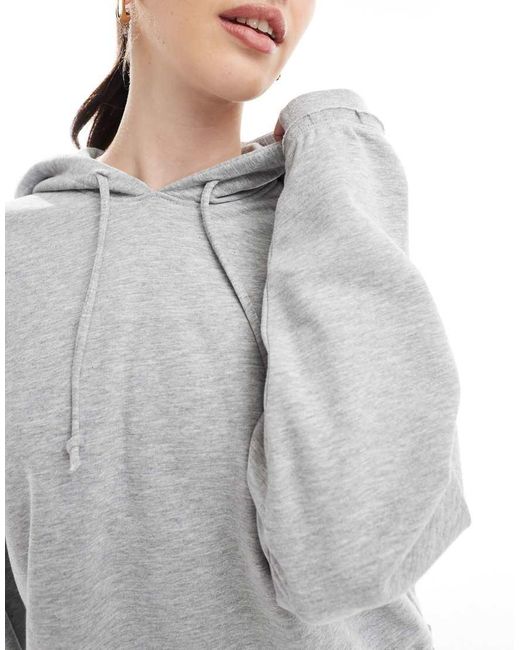 Felpa di Monki in Gray