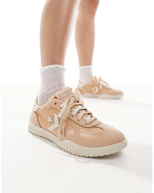Converse White Run Star Trainers Light