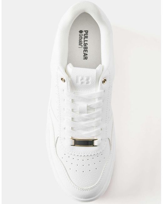 Pull&Bear White Plateau-sneaker mit details