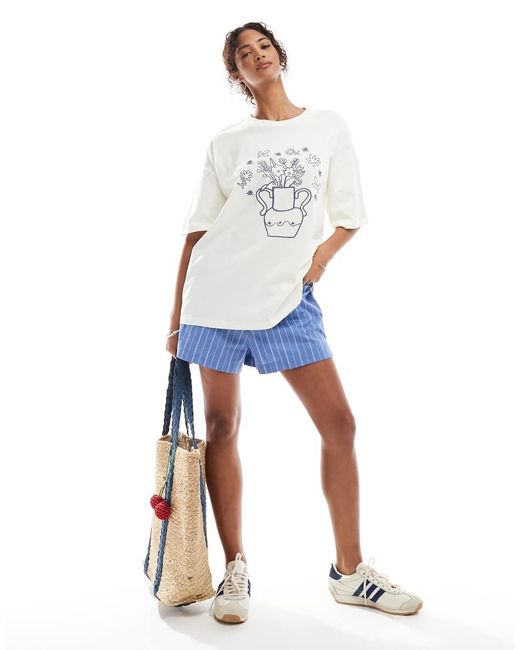 ASOS Oversized T-Shirt Met Geborduurde Vaas in het White