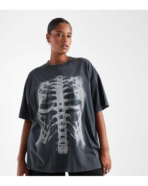 Camiseta Negro Lavado Extragrande Con Gráfico De Rayos X Para Halloween De Asos Design Curve-Gris ASOS de color Black