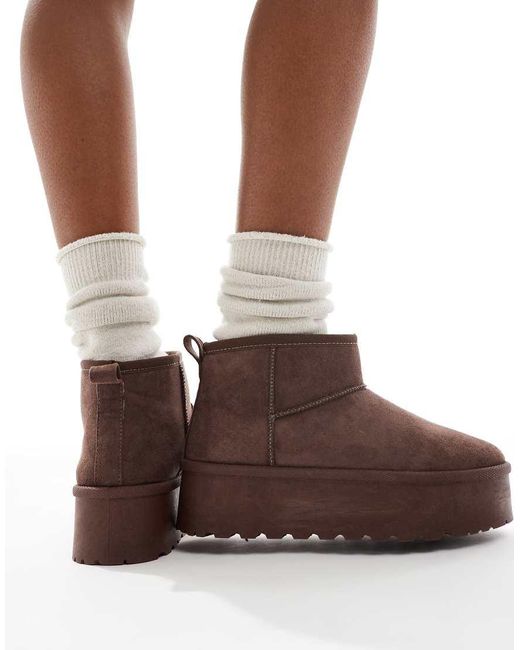 SEQWL Brown Mini Flatform Boots