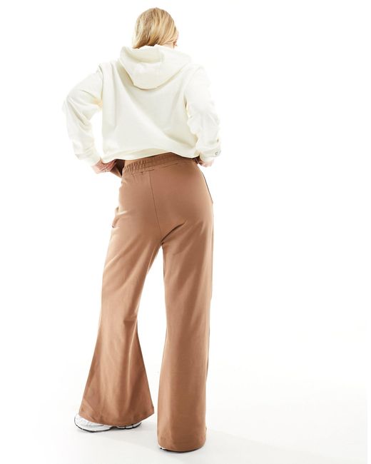 Pantalones EA7 de color White