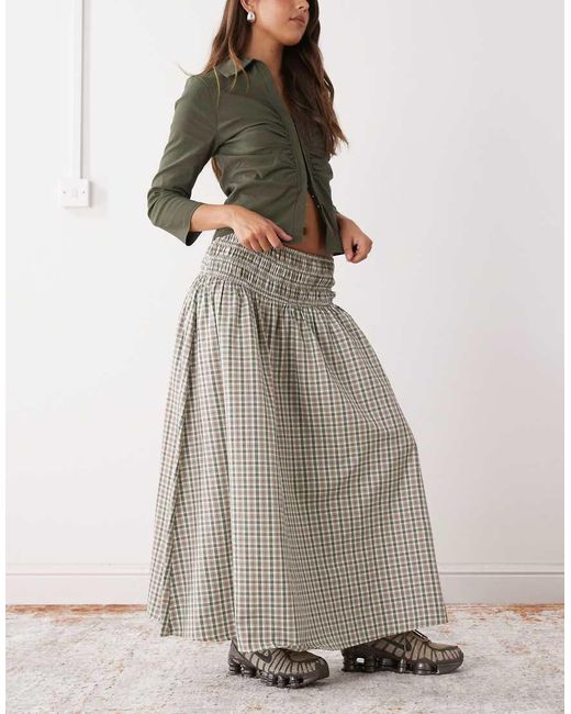 Collusion Geruite Midirok Met Stroken in het Multicolor
