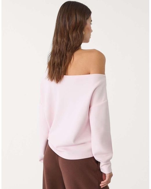 Stradivarius Sweatshirt Van Zachte Stof Met Blote Schouder in het White