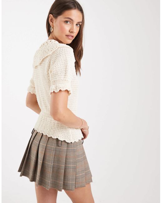 Miss Selfridge Natural – gestricktes schößchenoberteil