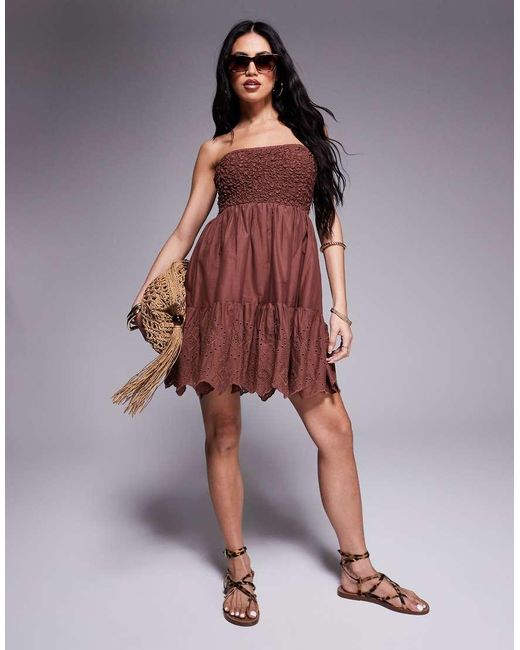 Vestido Corto Fruncido Con Escote Palabra De Honor De River Island de color Brown