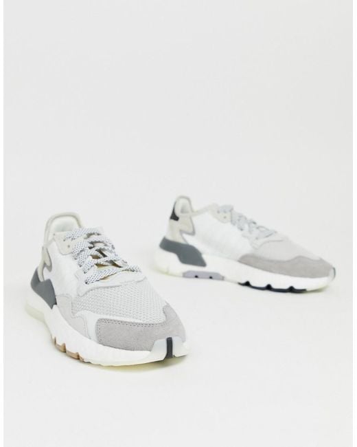 adidas originals white and grey nite jogger trainers