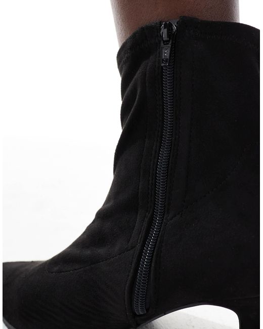 Bottines pointues Yours en coloris Black