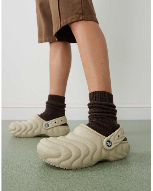 CROCSTM Natural Classic Lined Overpuff Clog