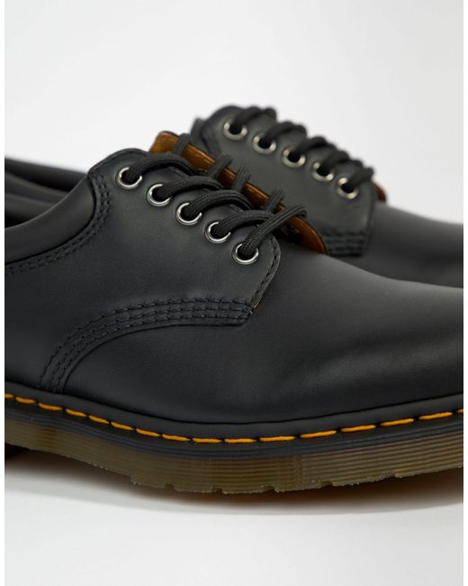 dr martens 8053 shoes in brown