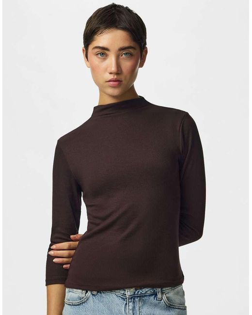 Pieces Brown Ally Jersey Slim Fit High Neck 3/4 Sleeve Stretch Top