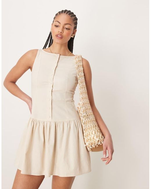 Vestido Corto Con Cintura Baja, Cuello Barco Y Botones De Asos Design Tall-Marrón ASOS de color Natural