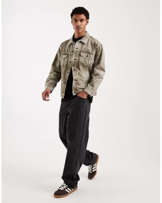 Levi's Natural Relaxed Fit Denim Trucker Jacket for men