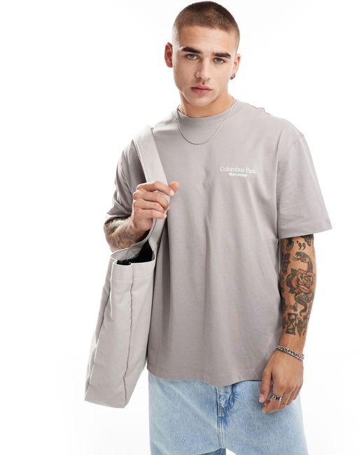 T-shirt imprimé columbus park Bershka pour homme en coloris Gray