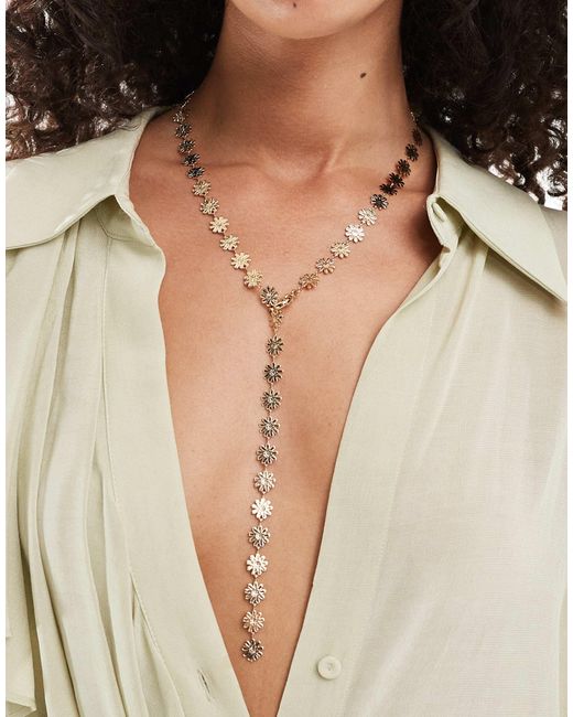 Collier style lasso à petites fleurs Accessorize en coloris Purple