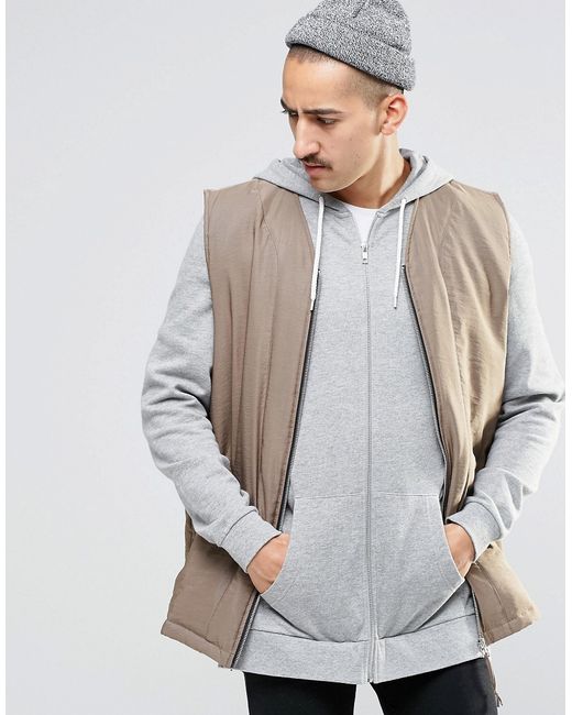 Men's Sleeveless Jacket Men's jackets for this season include a variety of styles. Classic leather and shearling pieces never go out of fashion. Discover original designs with jacquard fabrics, bold prints and unique embroidery.