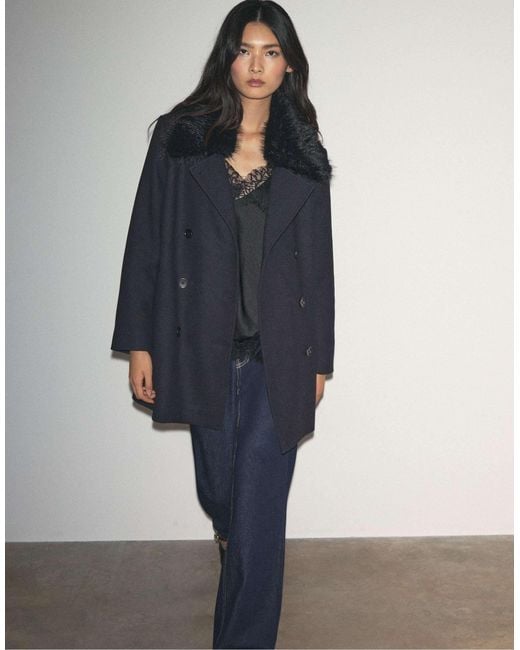 Stradivarius Blue – mantel