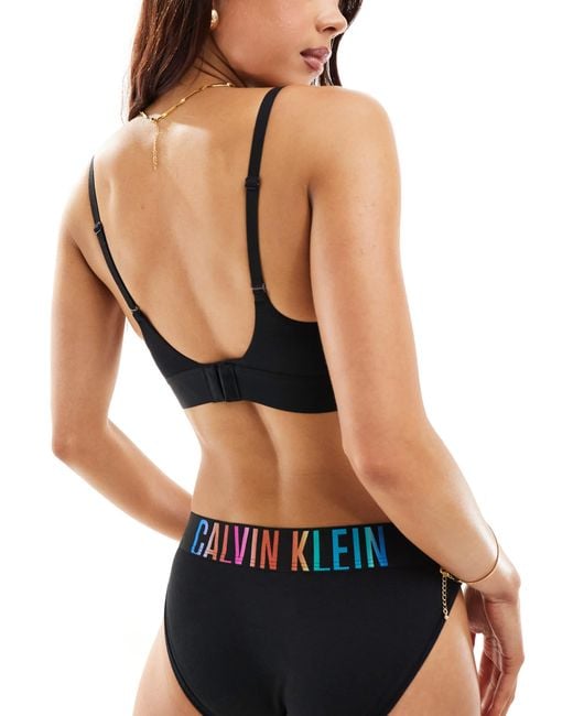 Calvin Klein Black – intense power pride – tief ausgeschnittener push-up-bh aus baumwolle