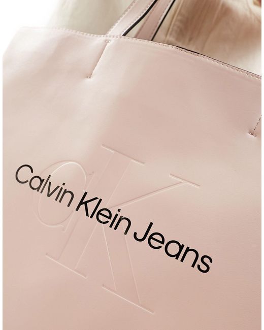 Cabas fin sculpté - pâle Calvin Klein en coloris Pink