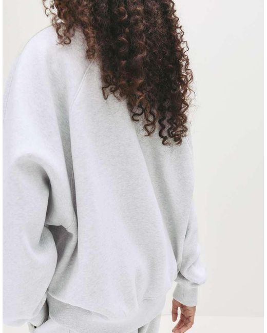 Felpa Oversize Mélange Con Cuciture A Vista di Pull&Bear in White