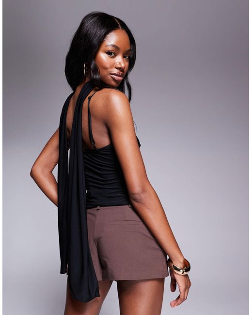 Fashionkilla Black – figurbetontes, anschmiegsames camisole-top