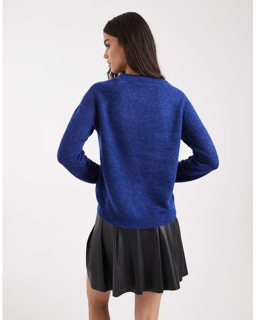 Jersey Oscuro Con Cuello Alto De Pieces de color Blue