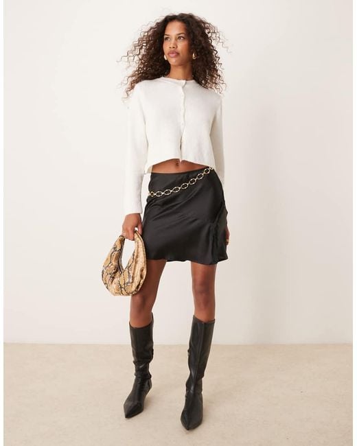 ASOS Mini Rok Van Satijn Met Kanten Split in het Natural