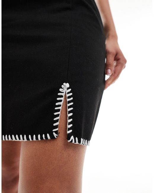 Pieces Black Woven Mini Skirt With Contrast Stitching