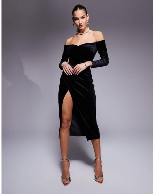 True Violet Black – langärmliges, schulterfreies midaxikleid aus em samt mit oberschenkelschlitz
