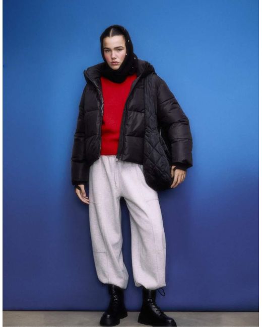 Stradivarius Black Basic Hooded Puffer Jacket