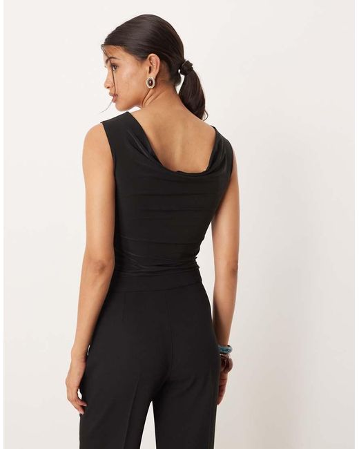 ASOS Top Van Gladde Stof Met Gedrapeerde Halslijn in het Black