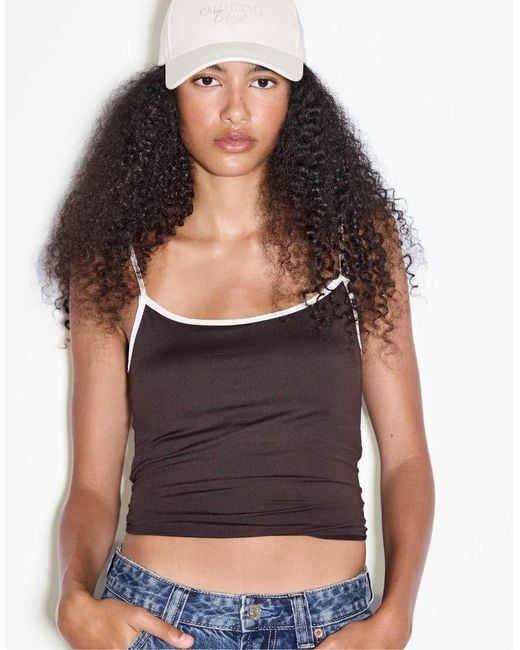 Stradivarius White Embroidered Cap
