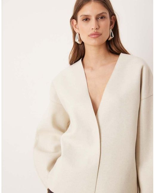 Vila Natural Clean Cropped Lightweight Jacket
