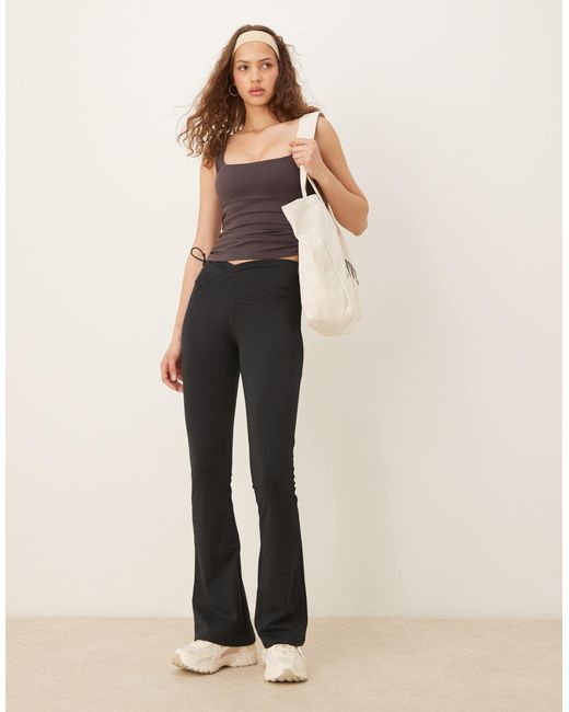 Tala Black Dayflex Built-in Support Adjustable Tie Side Vest