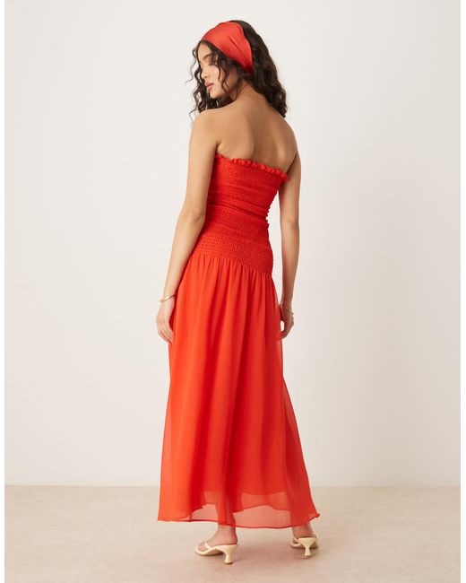 Robe longue froncée à taille basse en mousseline ASOS en coloris Red
