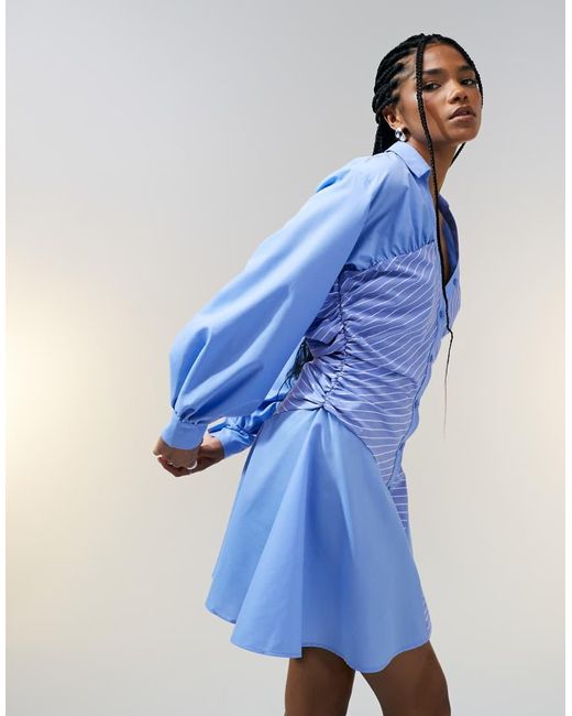 Vestito Camicia Corto Con Pannelli Arricciati A Righe Miste di ASOS in Blue