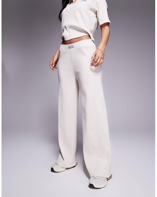 Weekend collective - pantalon ample côtelé d'ensemble ASOS en coloris Purple