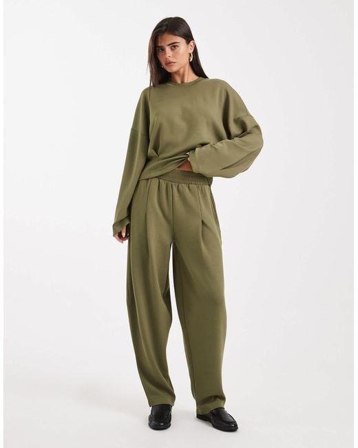 ASOS Green Supersoft Cupro Barrel Leg jogger Wit Seam Details