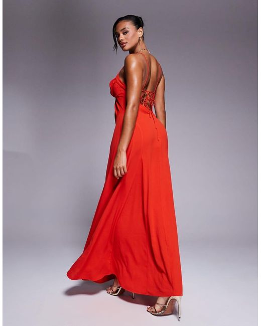 Vestito Midi Con Bustino Arricciato, Spalline Sottili E Fascette Sulla Schiena di ASOS in Red