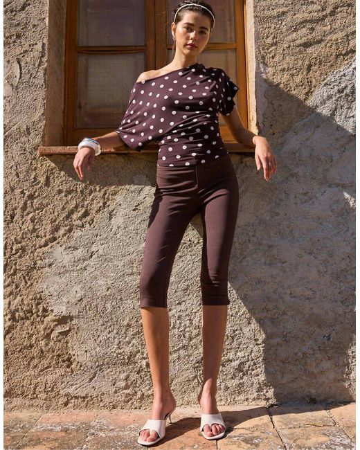 Stradivarius Brown Bengaline Capris