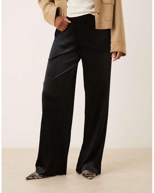 Pantaloni Neri di Y.A.S in Black