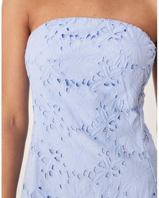 Vestido De Corte Acampanado Con Detalle Calado De Mango de color Blue
