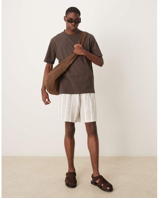 Mango Brown Regular Fit Seersucker T-Shirt for men